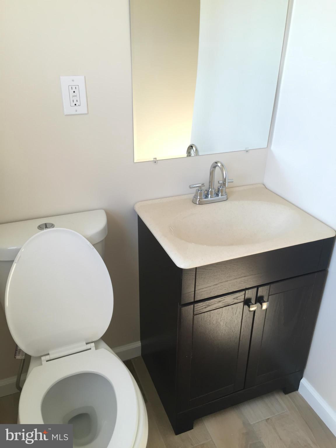 8326 Beryl Road Baltimore, MD 21234 - Photo 22 of 26 Bath