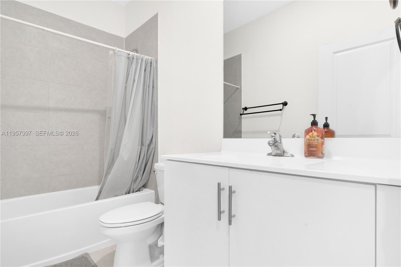 13412 Southwest 286th Street Homestead, FL 33033 - Photo 7 of 36