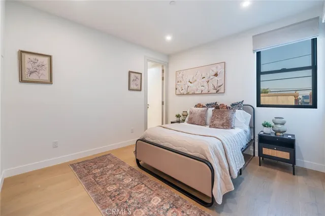 $3,499,000 | 422 20th Street, Huntington Beach, CA 92648