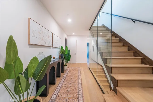 $3,499,000 | 422 20th Street, Huntington Beach, CA 92648