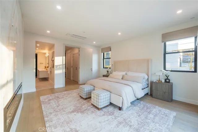 $3,499,000 | 422 20th Street, Huntington Beach, CA 92648