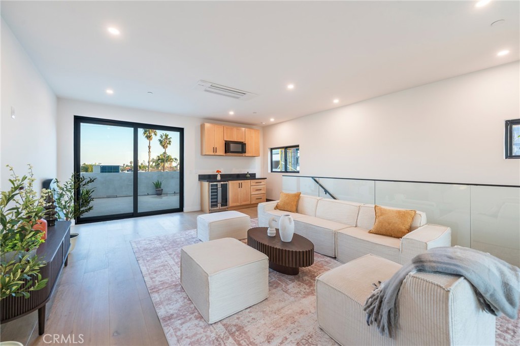 422 20th Street Huntington Beach, CA 92648 - Photo 35 of 49