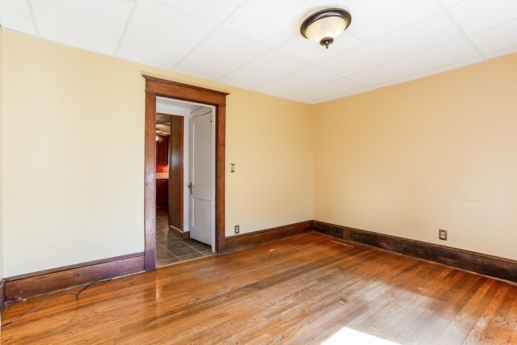 26 Rimmon Avenue Springfield, MA 01107 - Photo 20 of 40