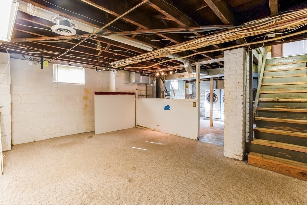 26 Rimmon Avenue Springfield, MA 01107 - Photo 34 of 40