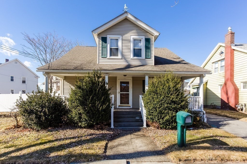 26 Rimmon Avenue Springfield, MA 01107 - Photo 5 of 40
