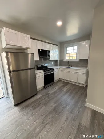 $2,500 | 509 Ogden Street, Bridgeport, CT 06608