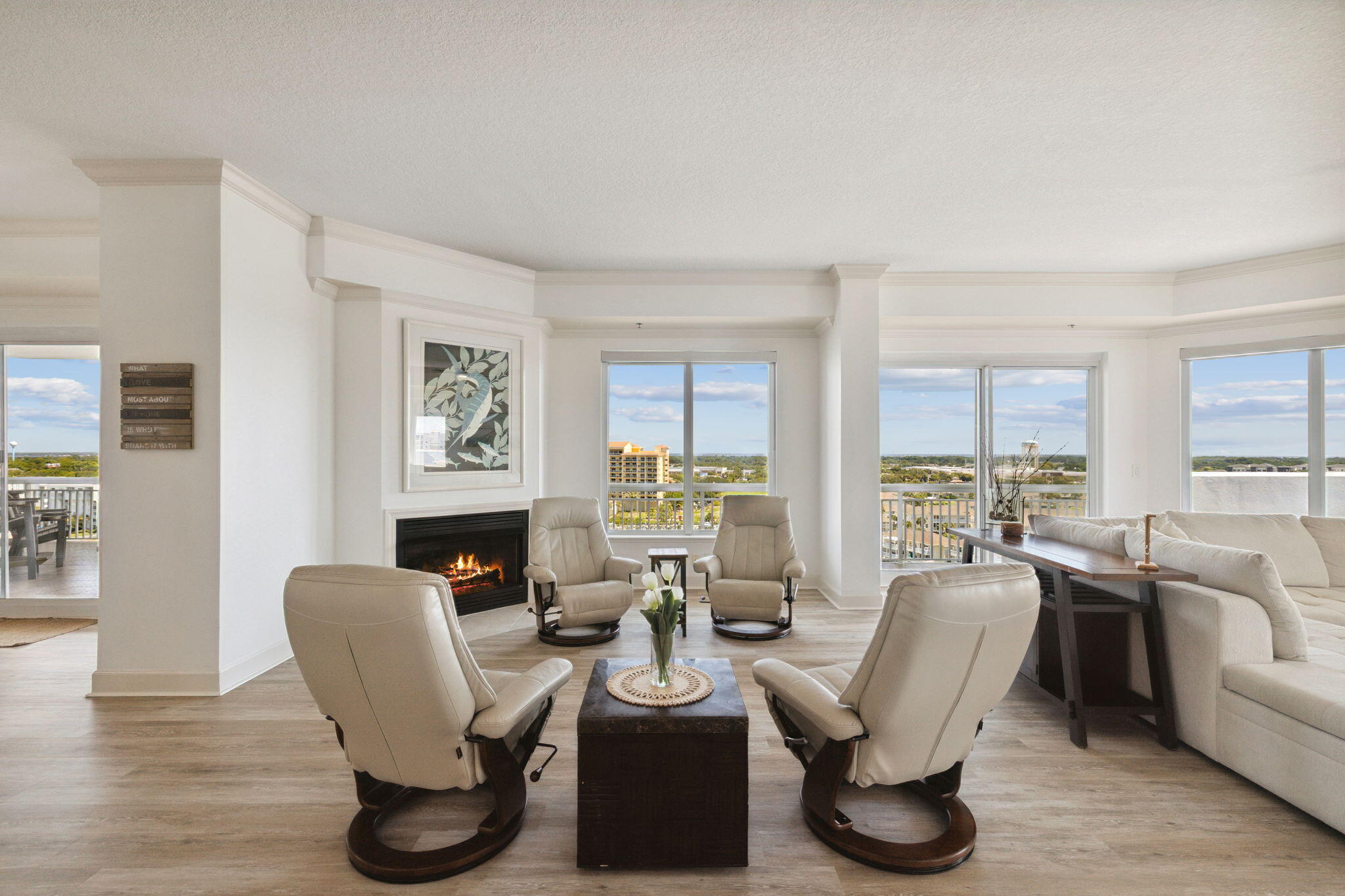 725 Gulf Shore Drive, Unit 902A Destin, FL 32541 - Photo 25 of 102 Living Area