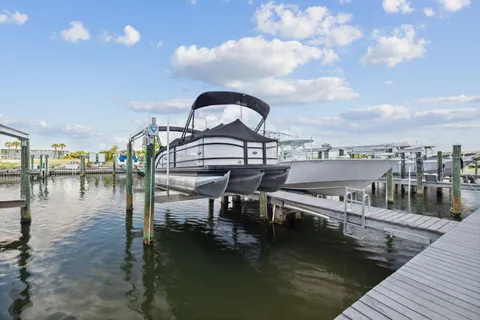 $2,250,000 | 725 Gulf Shore Drive, Unit 902A, Destin, FL 32541