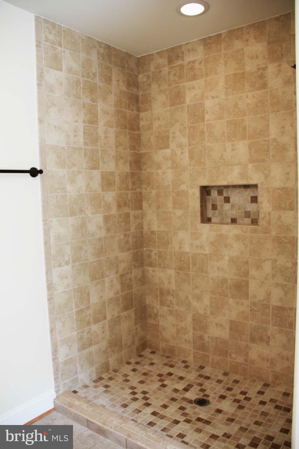 45440 Ruefly Way California, MD 20619 - Photo 10 of 29 Bath (Master)