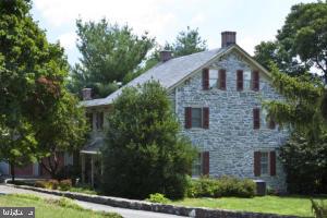 1740 Wilderness Road Lancaster, PA 17603 - Photo 21 of 26 Gallery Image 21