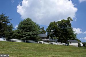 1740 Wilderness Road Lancaster, PA 17603 - Photo 24 of 26 Gallery Image 24