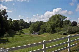 1740 Wilderness Road Lancaster, PA 17603 - Photo 4 of 26 Gallery Image 4