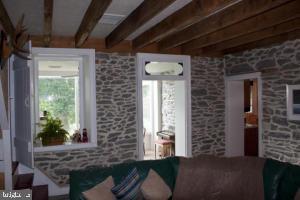 1740 Wilderness Road Lancaster, PA 17603 - Photo 9 of 26 Gallery Image 9