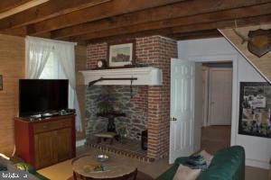 1740 Wilderness Road Lancaster, PA 17603 - Photo 10 of 26 Gallery Image 10