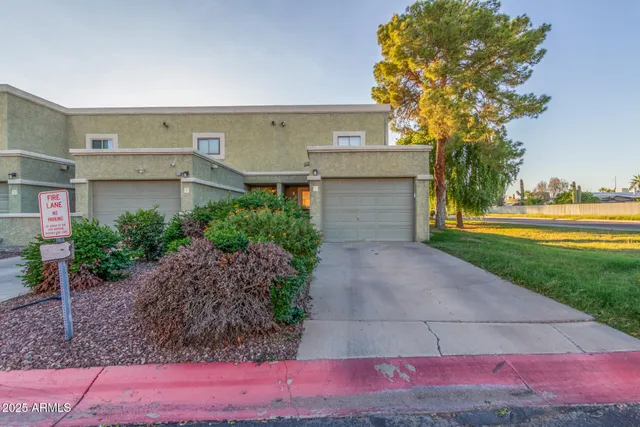 $325,000 | 815 East Grovers Avenue, Unit 1, Phoenix, AZ 85022