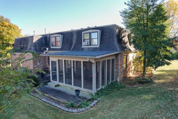 $350,000 | 53 Old Orchard Road, Metropolis, IL 62960