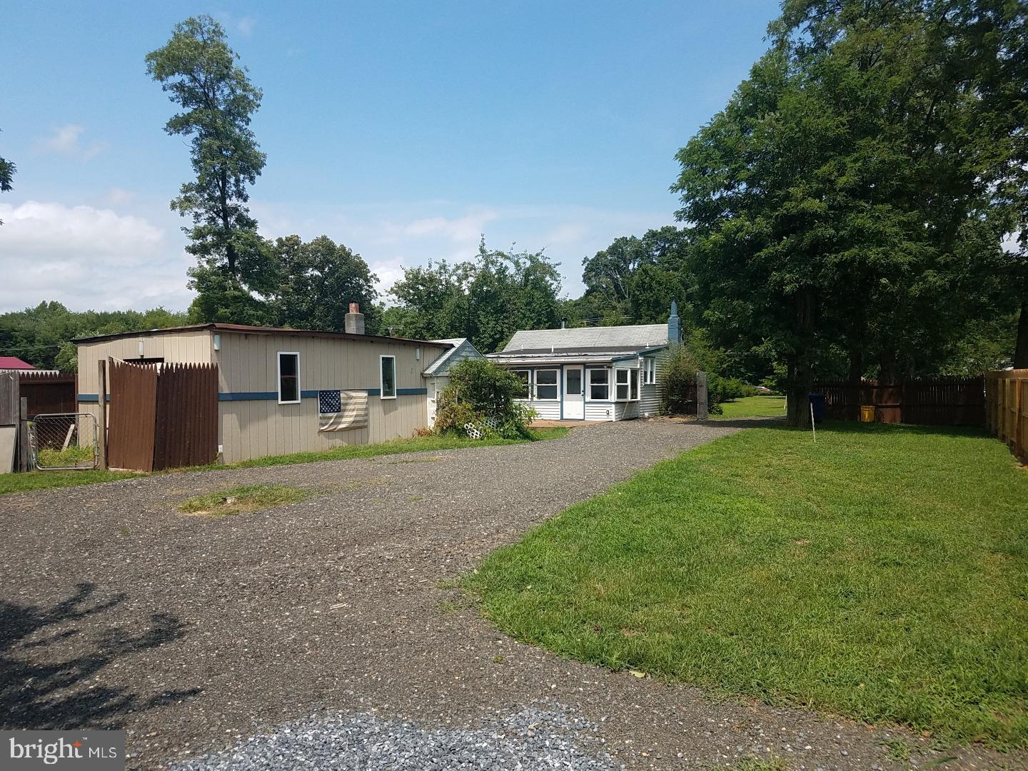 2020 Columbus Road Burlington, NJ 08016 - Photo 6 of 25 Back Yard