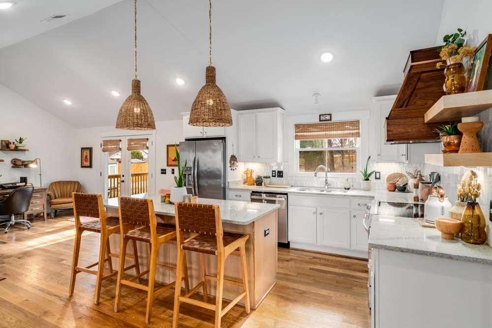 4703 Log Cabin Road Nashville, TN 37216 - Photo 6 of 31 Gallery Image 6