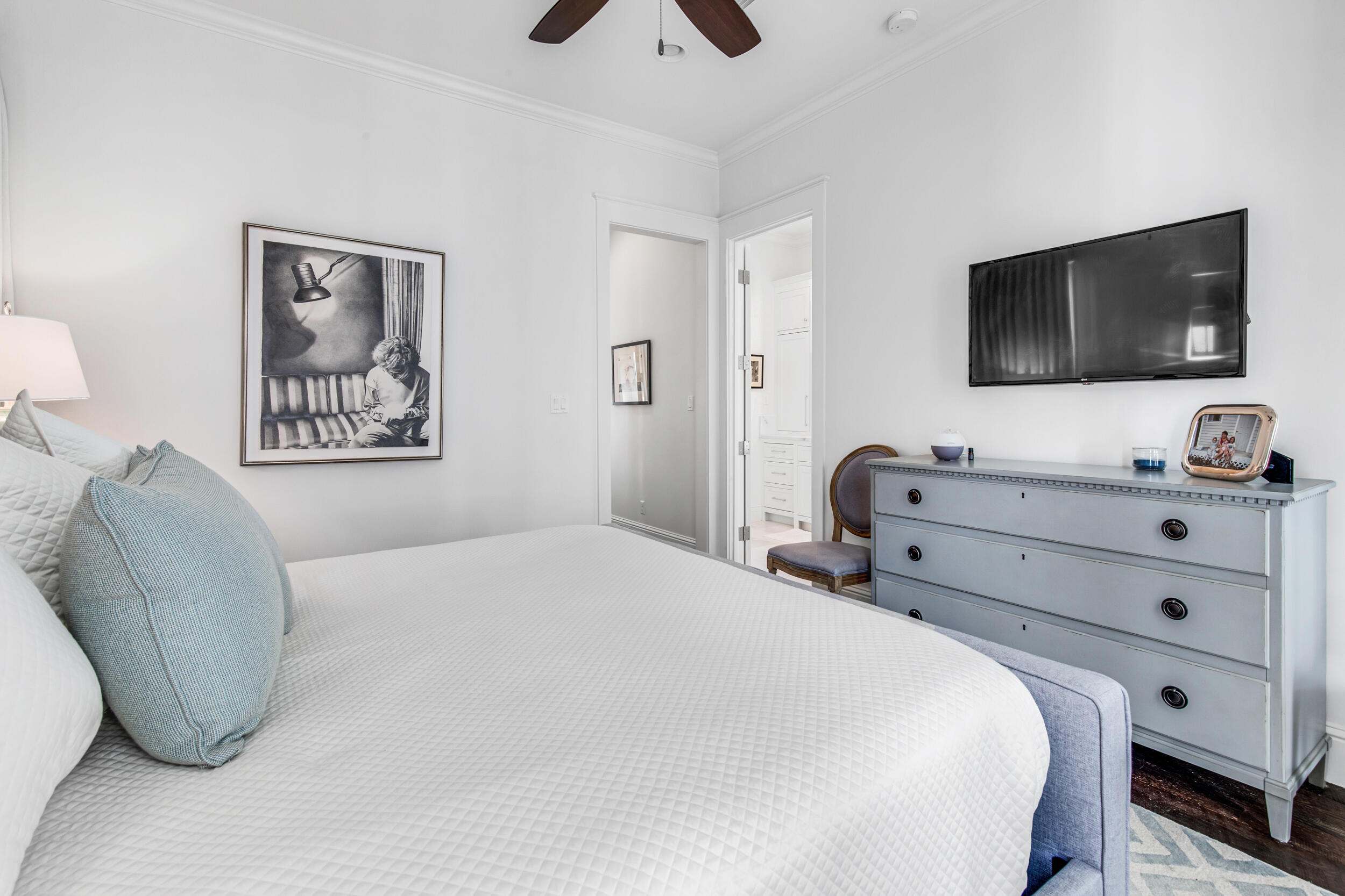 29 Bennett Santa Rosa Beach, FL 32459 - Photo 33 of 60 a bedroom with a bed and a flat screen tv