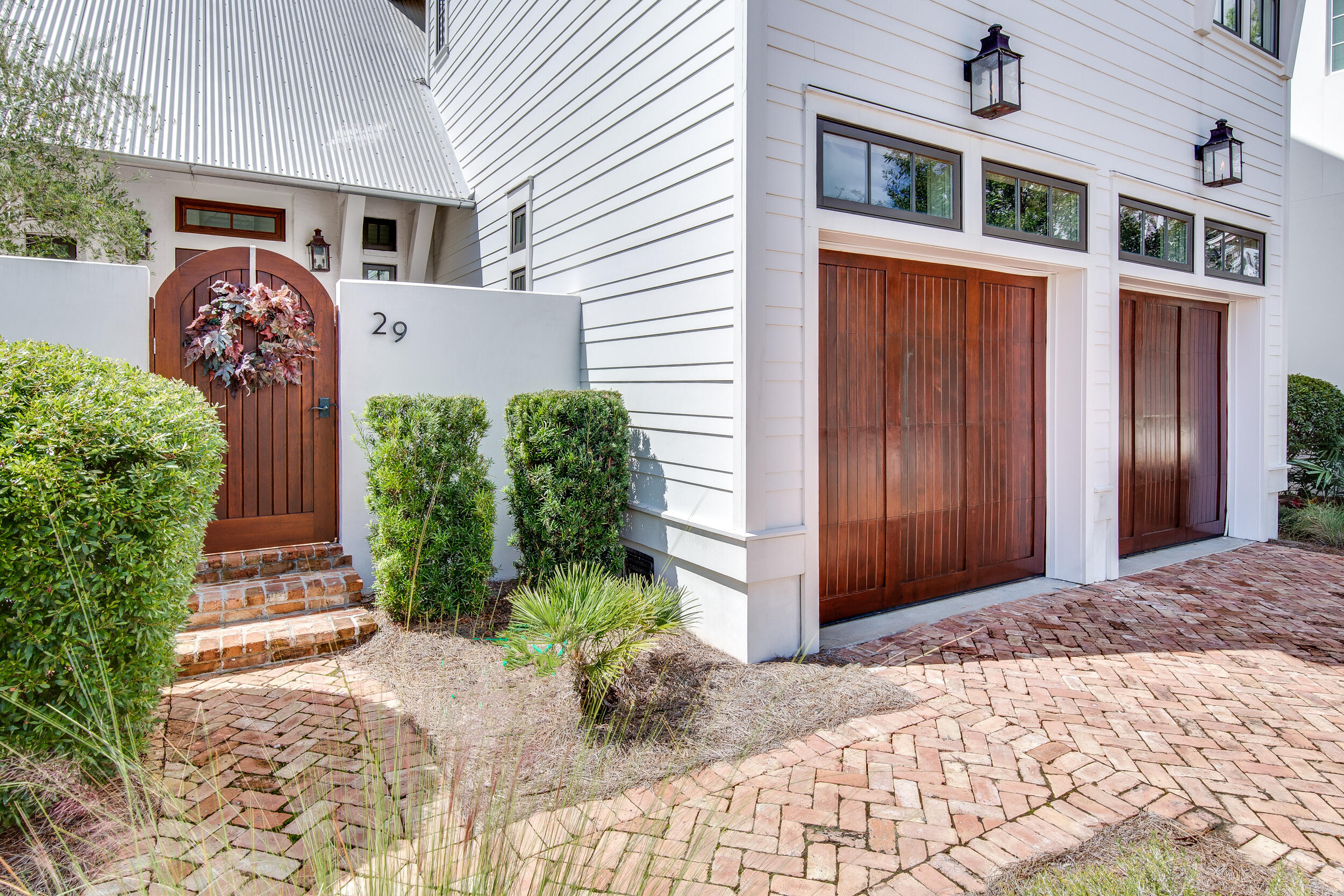 29 Bennett Santa Rosa Beach, FL 32459 - Photo 60 of 60 a front view of a house with garden