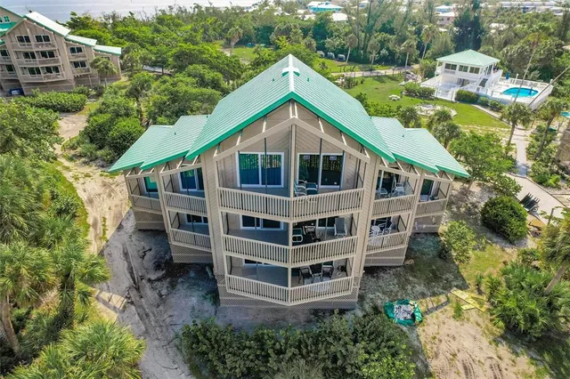 $299,900 | 9200 Little Gasparilla, Unit 203, Placida, FL 33946