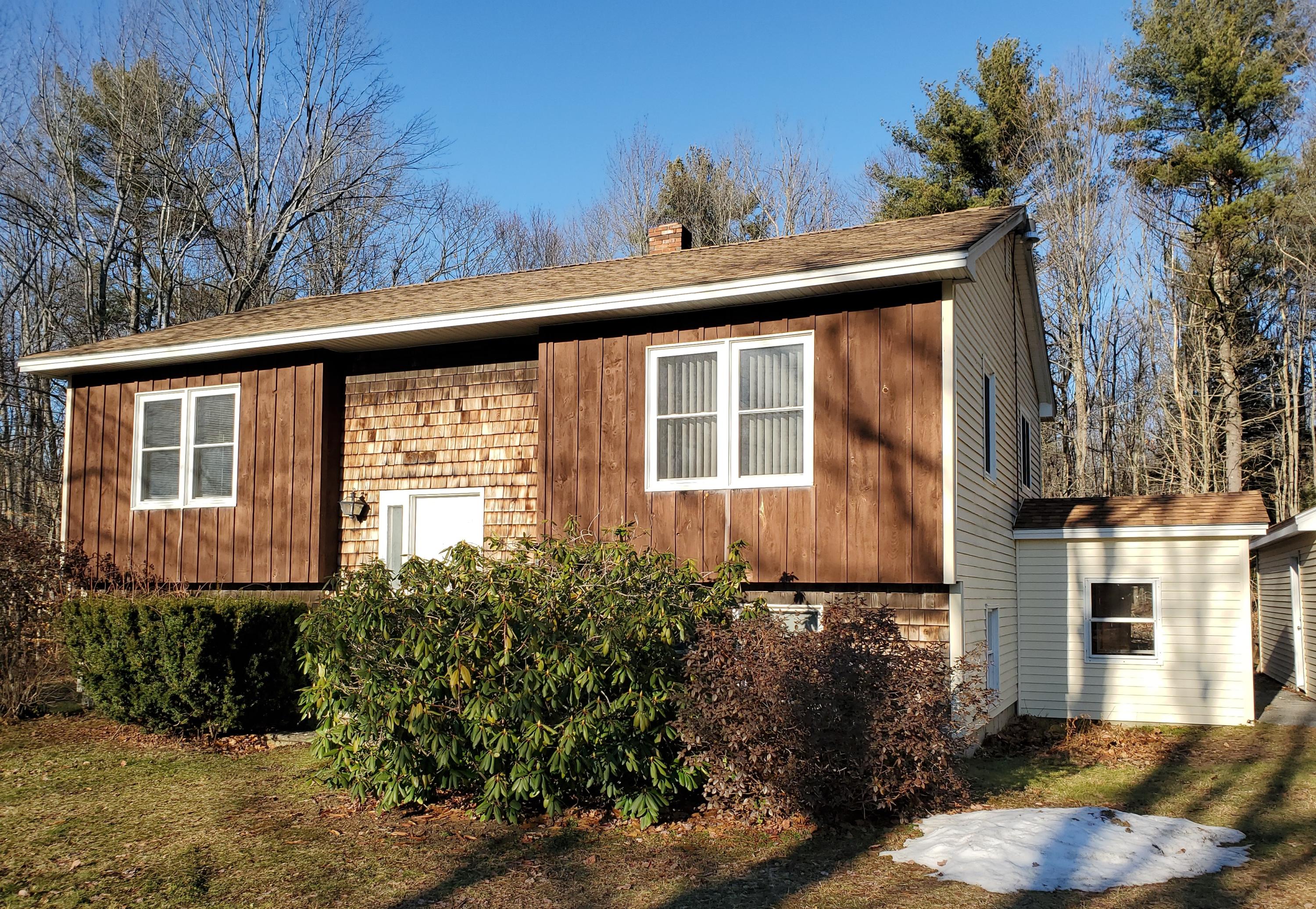 85 Old Lisbon Road Topsham, ME 04086 - Photo 2 of 22 Main photo