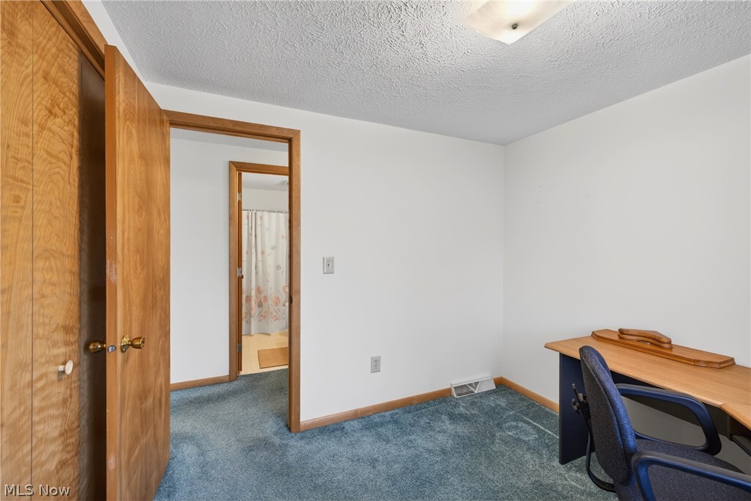 16801 Kinsman Road Middlefield, OH 44062 - Photo 27 of 38