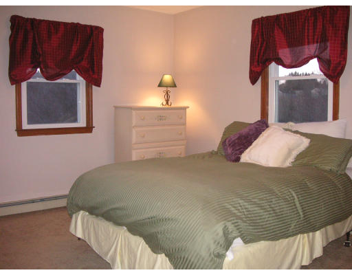 37 Harriman Road Hudson, MA 01749 - Photo 11 of 14 Gallery Image 11