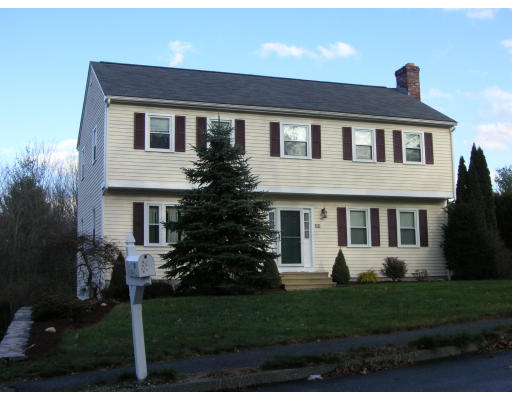 37 Harriman Road Hudson, MA 01749 - Photo 2 of 14 Gallery Image 2