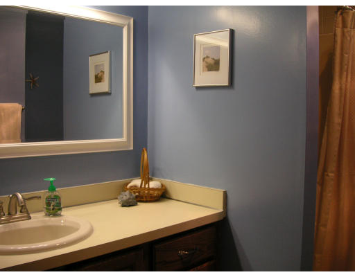 37 Harriman Road Hudson, MA 01749 - Photo 9 of 14 Gallery Image 9