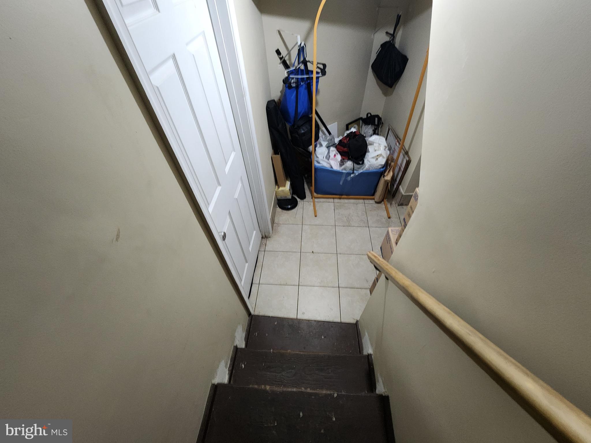 2710 Woodview Road Baltimore, MD 21225 - Photo 12 of 17 a view of entryway