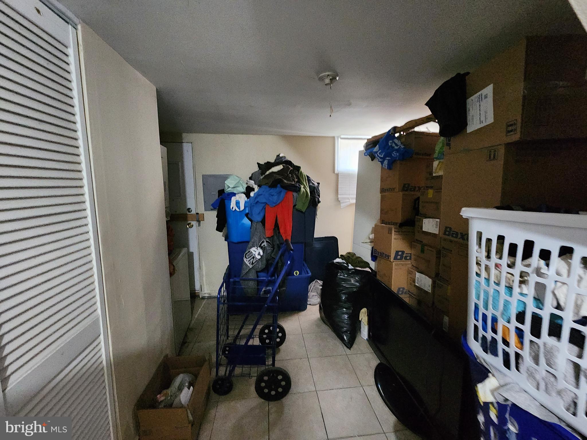 2710 Woodview Road Baltimore, MD 21225 - Photo 13 of 17 a view of a room with gym equipment