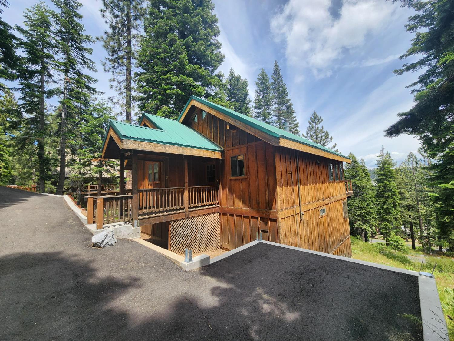 126 Bloods Ridge Road Bear Valley, CA 95223 - Photo 3 of 29