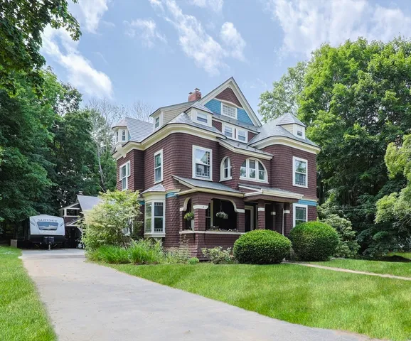 $749,000 | 14 Baker Street, Foxboro, MA 02035