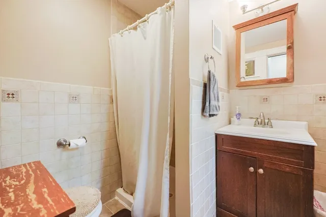 $749,000 | 14 Baker Street, Foxboro, MA 02035