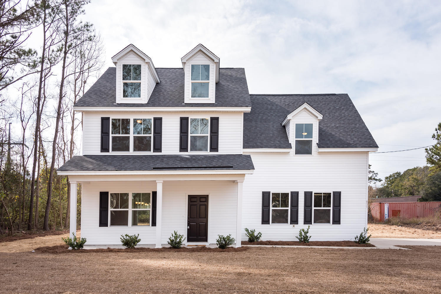 831 Jordan Street Charleston, SC 29412 - Photo 3 of 25 20190205134904086884000000-o