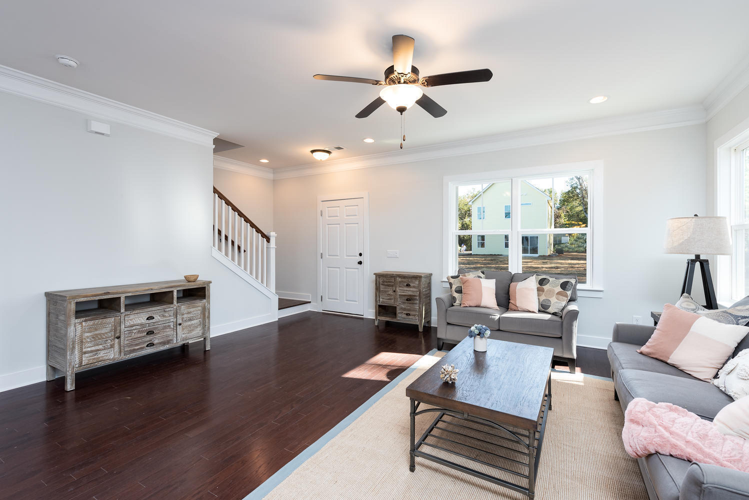 831 Jordan Street Charleston, SC 29412 - Photo 7 of 25 20190205134910378924000000-o