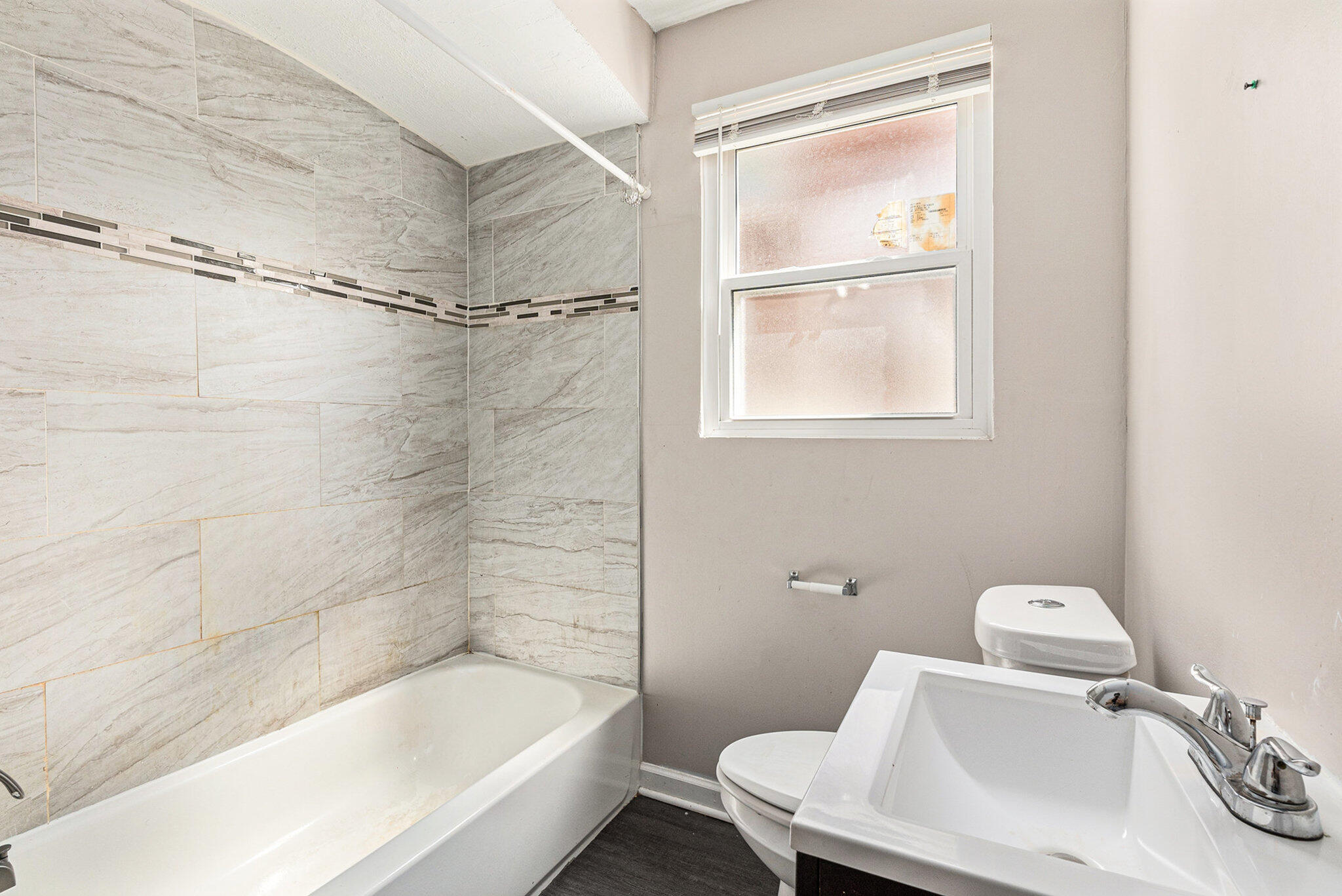 18093 Mendota Street Detroit, MI 48221 - Photo 13 of 27 Interior