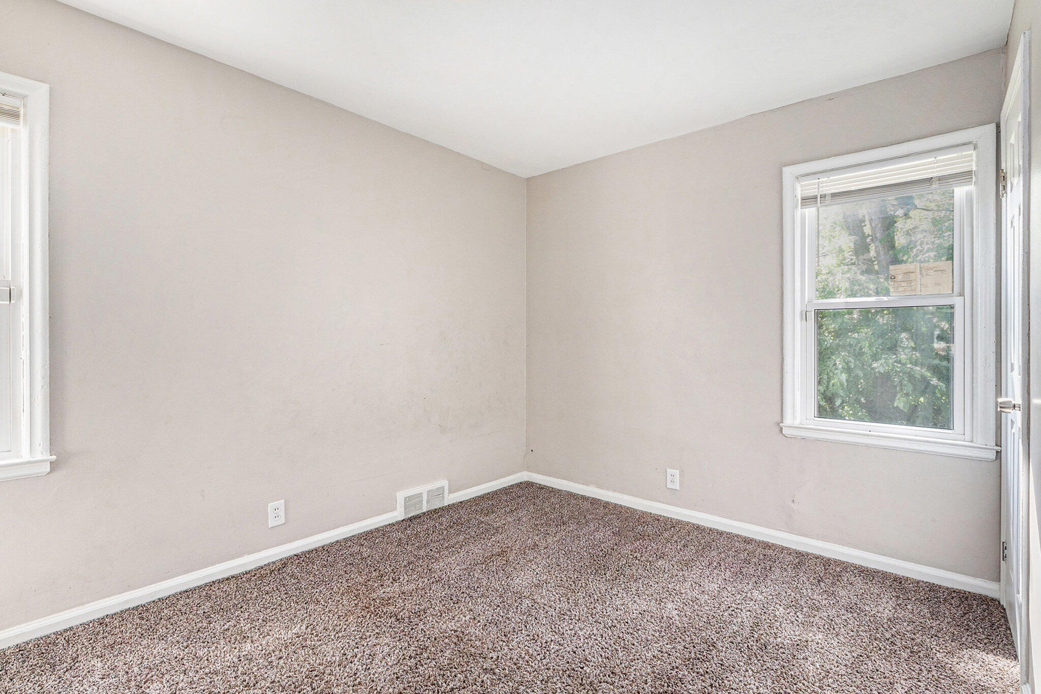 18093 Mendota Street Detroit, MI 48221 - Photo 14 of 27 Interior