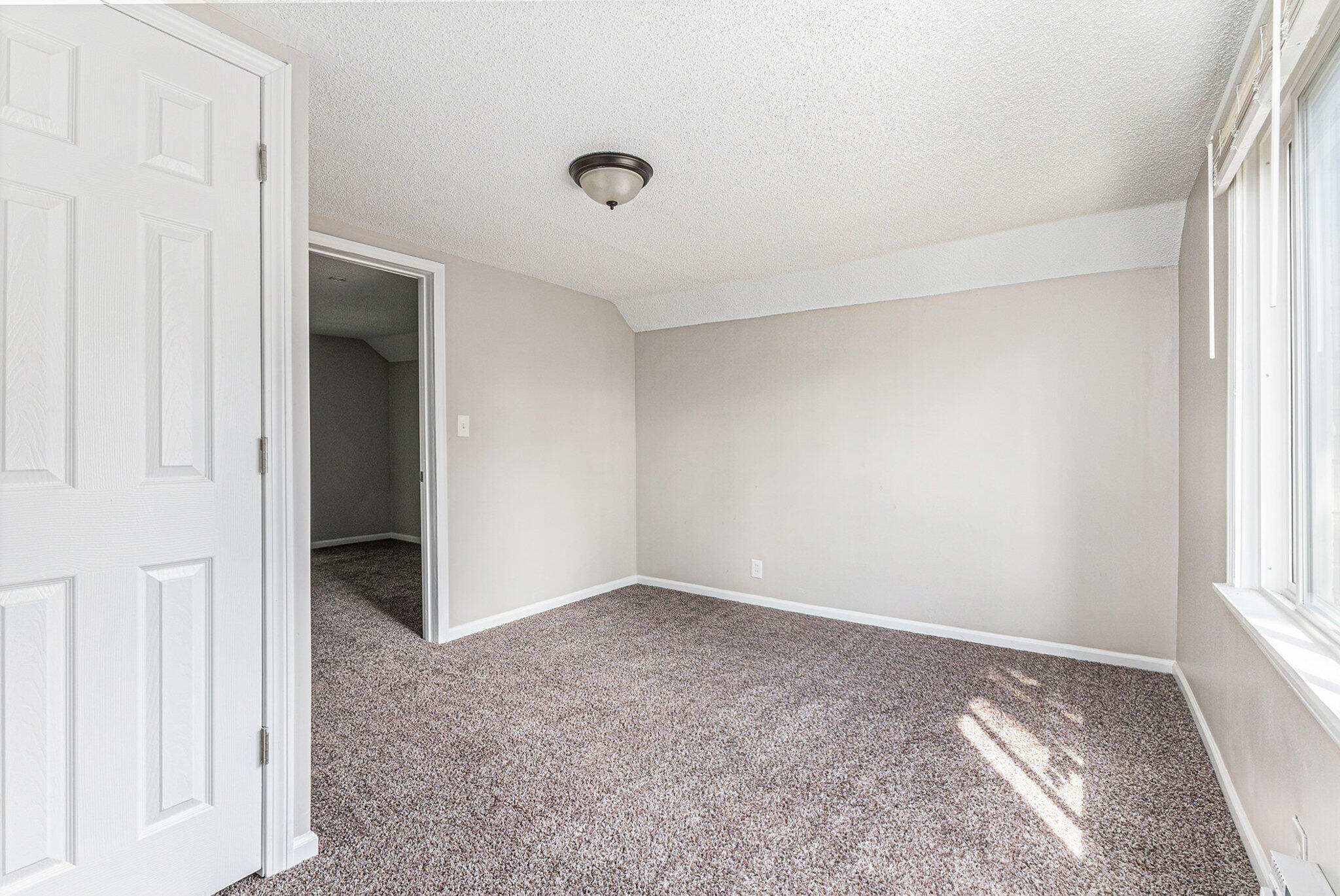 18093 Mendota Street Detroit, MI 48221 - Photo 23 of 27 Interior