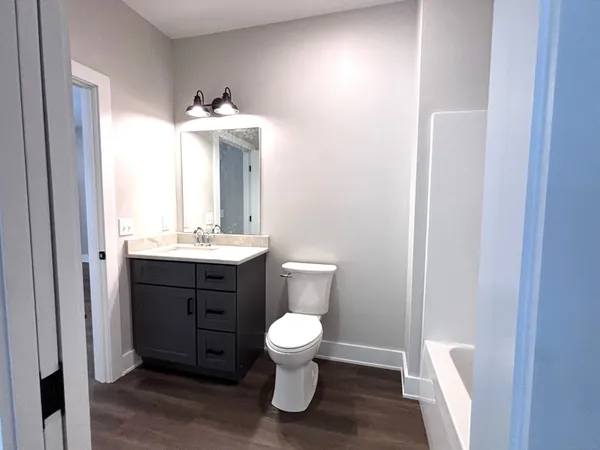 $3,700 | 5 North Salem Road, Unit 101, Ridgefield, CT 06877