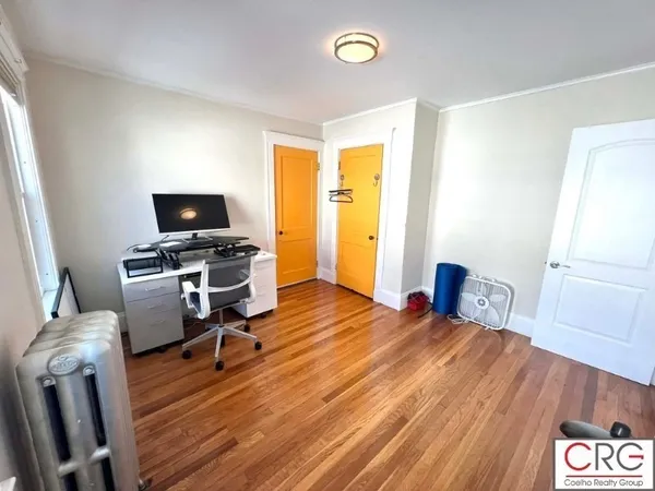 $3,000 | 9 Melbourne Avenue, Unit 2, Newton, MA 02460