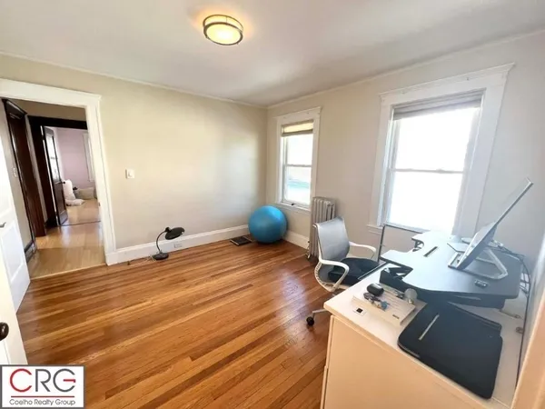 $3,000 | 9 Melbourne Avenue, Unit 2, Newton, MA 02460