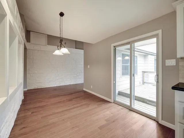 $3,800 | 2905 Perry Lane, Austin, TX 78731