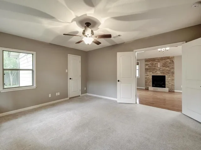 $3,800 | 2905 Perry Lane, Austin, TX 78731