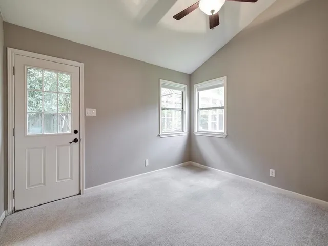 $3,800 | 2905 Perry Lane, Austin, TX 78731