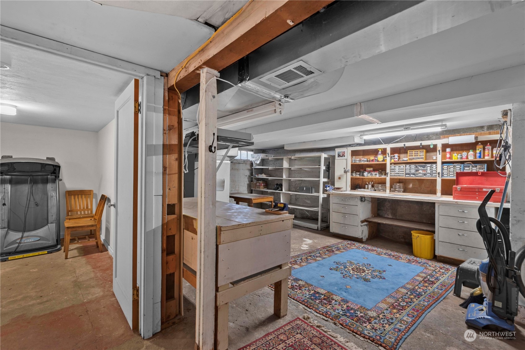 618 Hawthorne Street Wenatchee, WA 98801 - Photo 27 of 37 a view of a storage & utility room