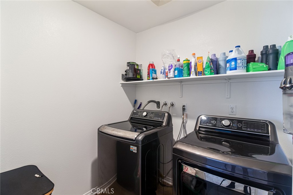 2448 Powell Drive Rialto, CA 92377 - Photo 12 of 33