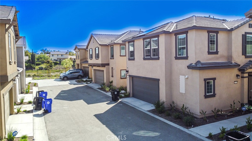 2448 Powell Drive Rialto, CA 92377 - Photo 17 of 33