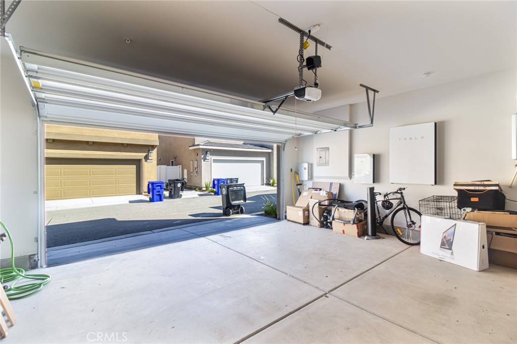 2448 Powell Drive Rialto, CA 92377 - Photo 18 of 33